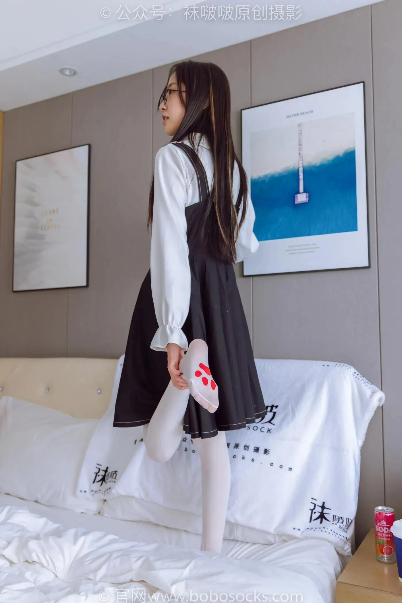 [BoBoSocks袜啵啵]NO.177 稚予-皮鞋、厚白丝（脚底猫爪印款） [140P]插图7